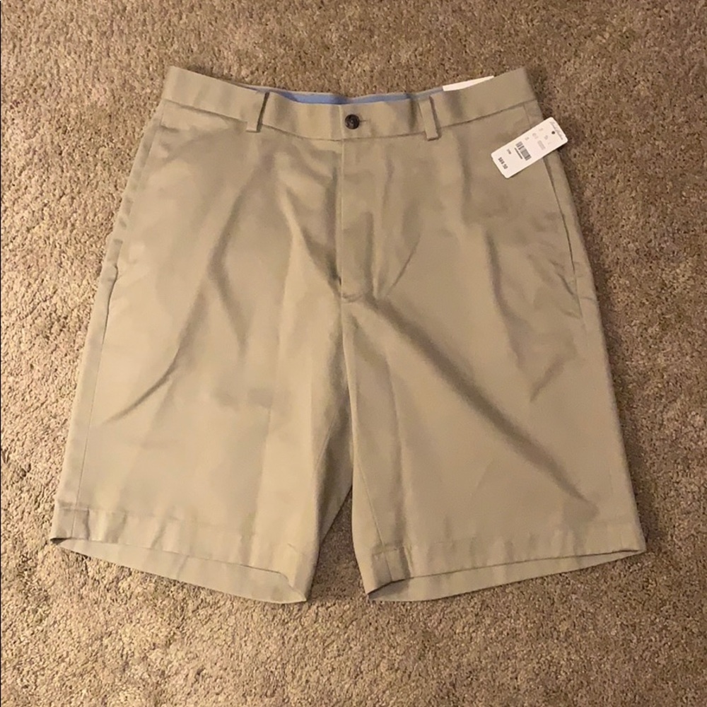Brooks Brothers Clark Plain Front Shorts Size 31